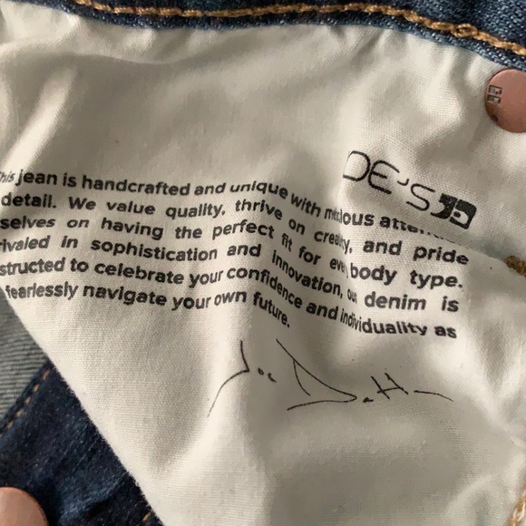 Joe’s Jeans - Picture 8 of 9